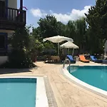 Hotel de apartamente Paradise Garden 3*