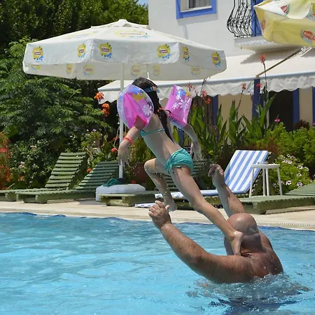 Paradise Garden Apart Otel Gümüşlük
