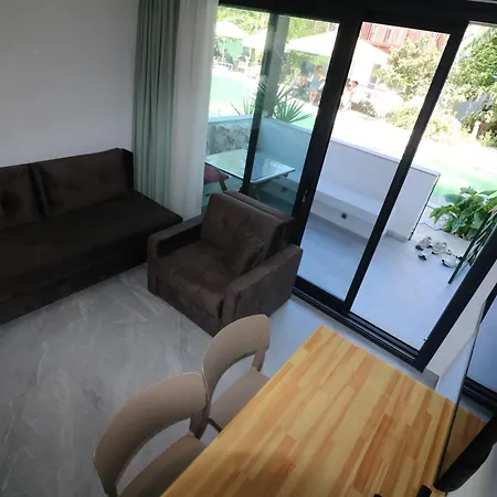 Paradise Garden Apart Otel *