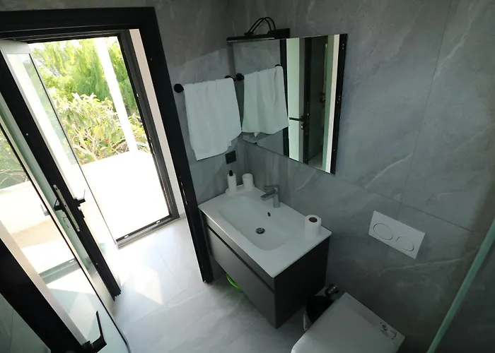 Aparthotel Paradise Garden 3*