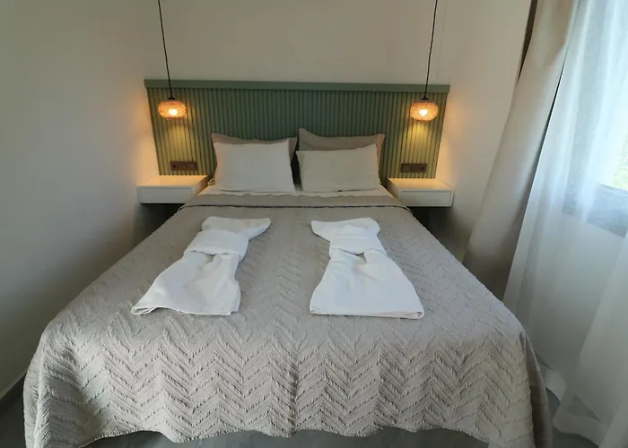 Paradise Garden Aparthotel 3*