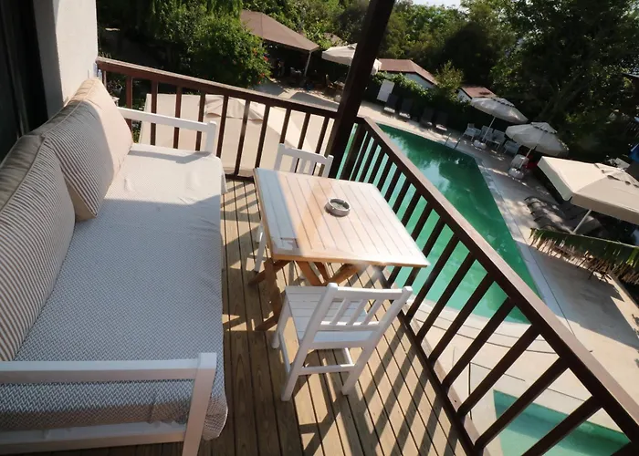 Paradise Garden Aparthotel